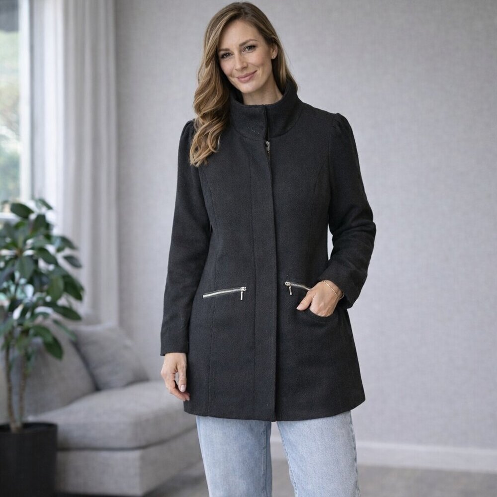 Ricki’s Size small, Full Front Zip, Women's Black Wool Blend Coat